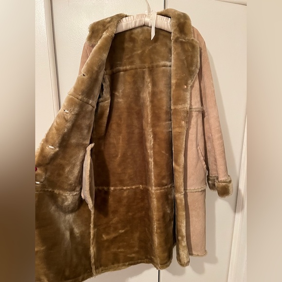 Long Tan Shearling Leather Jacket - Picture 6 of 12
